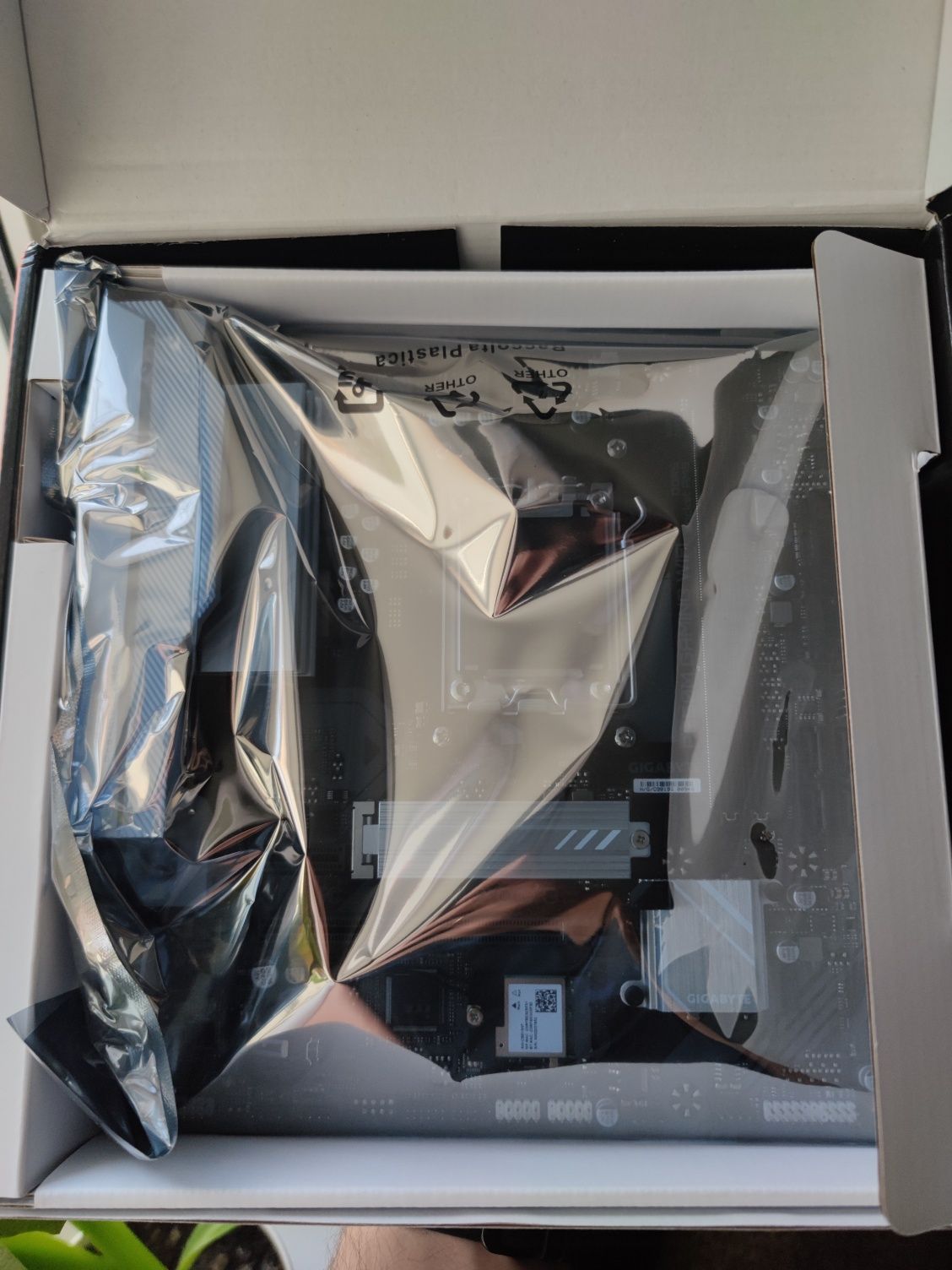 GIGABYTE B650M Gaming WiFi нова