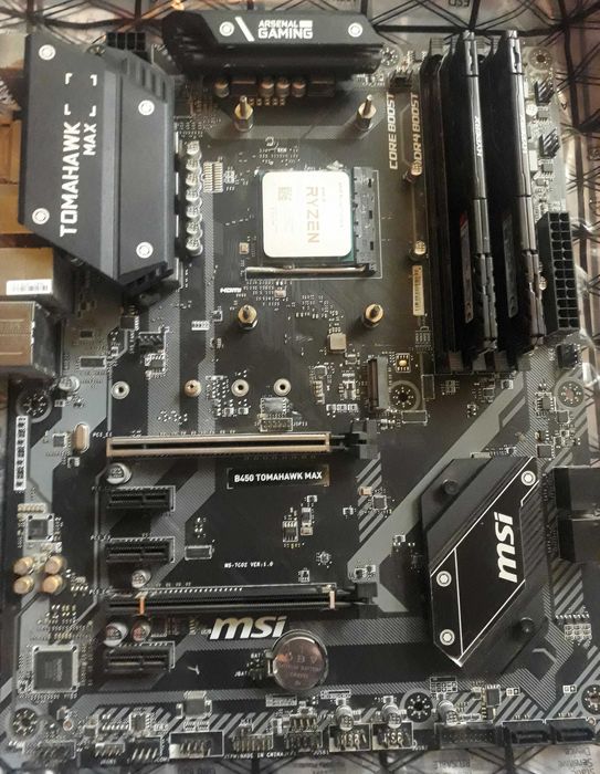 Продаю Ryzen 7 5700X + MSI B450 Tomahawk Max + 32 ГБ DDR4 3200 МГц