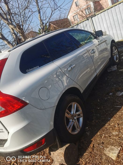 Volvo xc60 3.0 2010 года