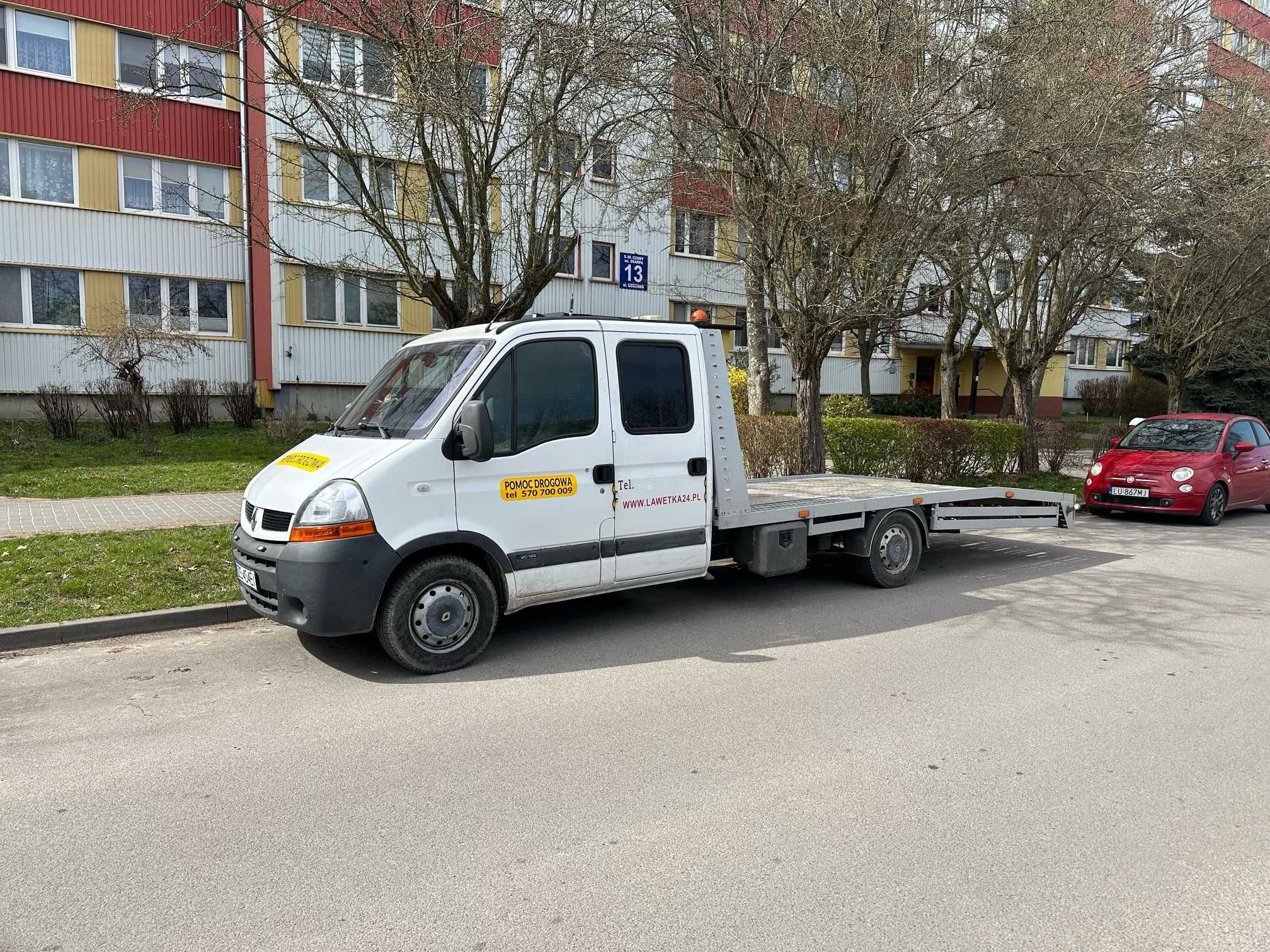 Laweta Pomoc drogowa 24h w Transport samochodów Maszyn 7 osobowa wynaj