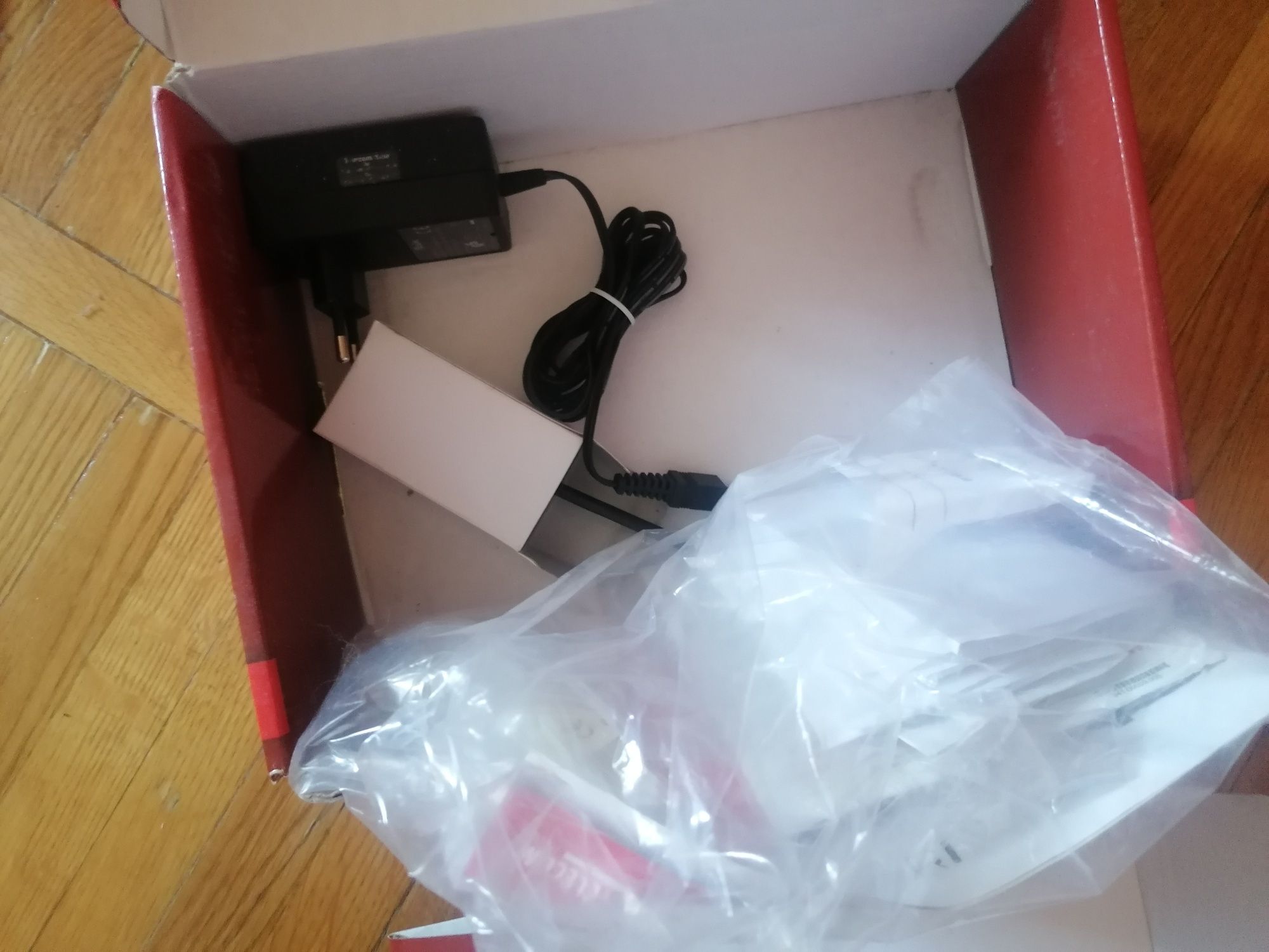 Роутер  Alice Gate Volp 2 Plus telecom italia