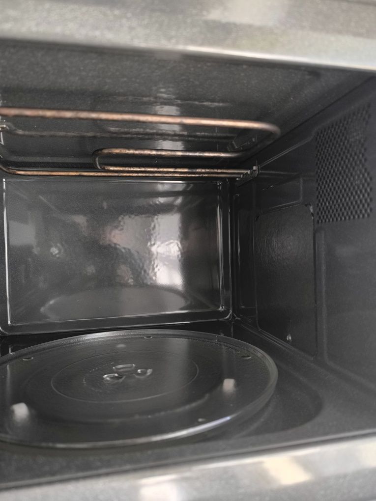 Microondas de encastre Ariston-hotpoint