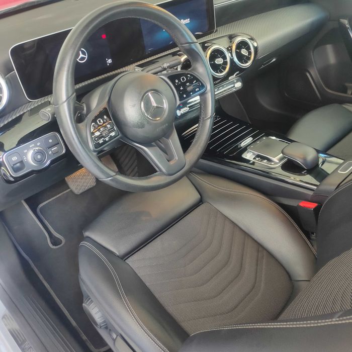 Mercedes A180D linha progressiva AUT