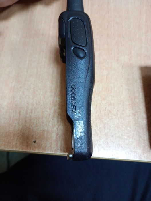 kenwood tk 2000-1 Сама мініатюрна й найлегша рация Kenwood TK-2000,