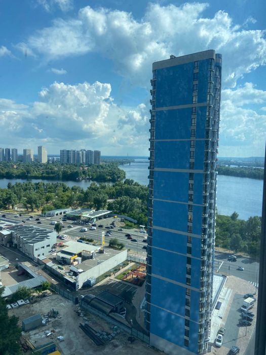 Продам видову на Дніпро 2к квартиру 80м2, ЖК Грейт ( Great ), 2c2