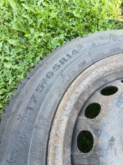 Komplet 4x opona zimowa Dunlop Winter response 2 175/65R14 82T + felgi