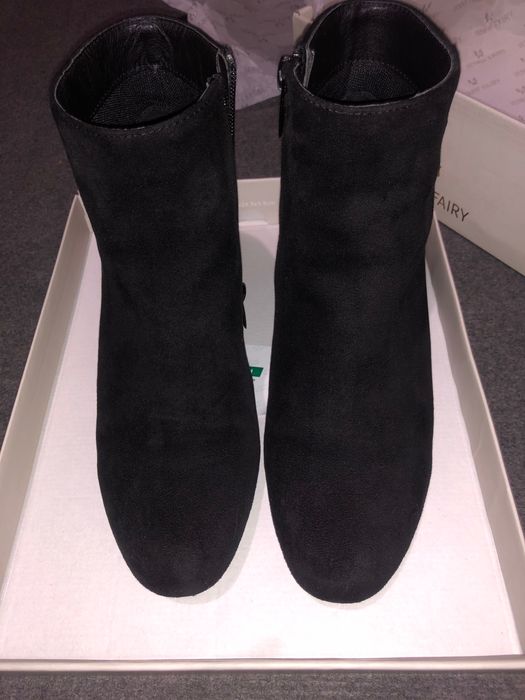 Ботинки на каблуку