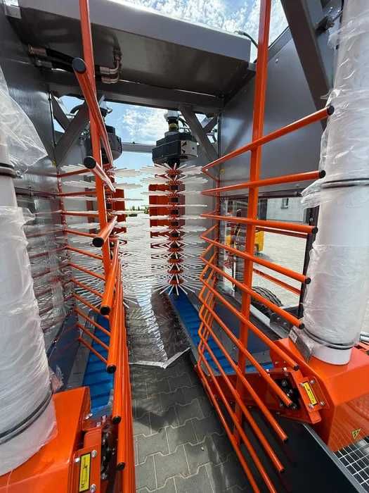 Kombajn do borówki, maliny letniej, agrestu, jagody kamczackiej