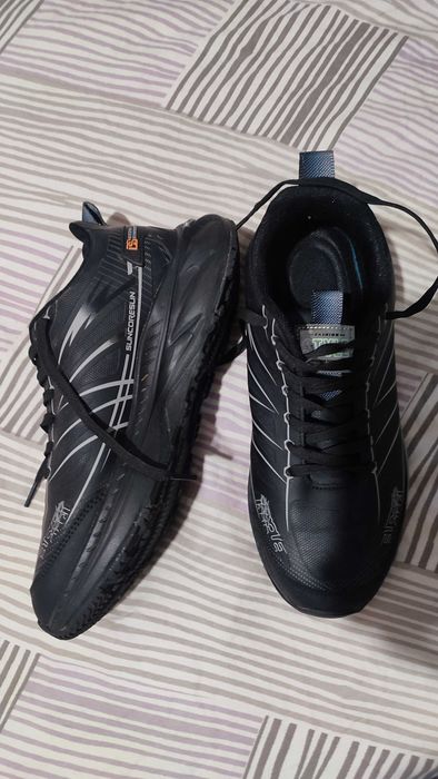 Кросівки на підлітка