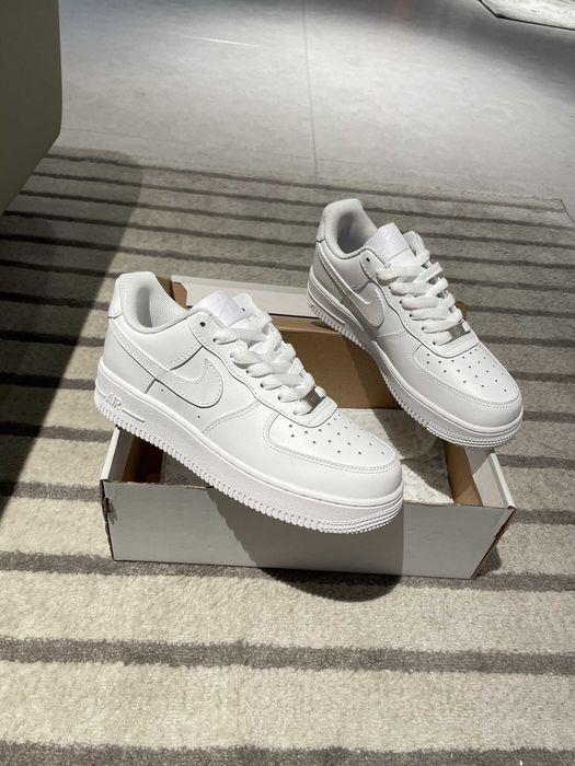 Buty meskie Mokasyny Nike_Air_Force_1_Low_'07_White R.36