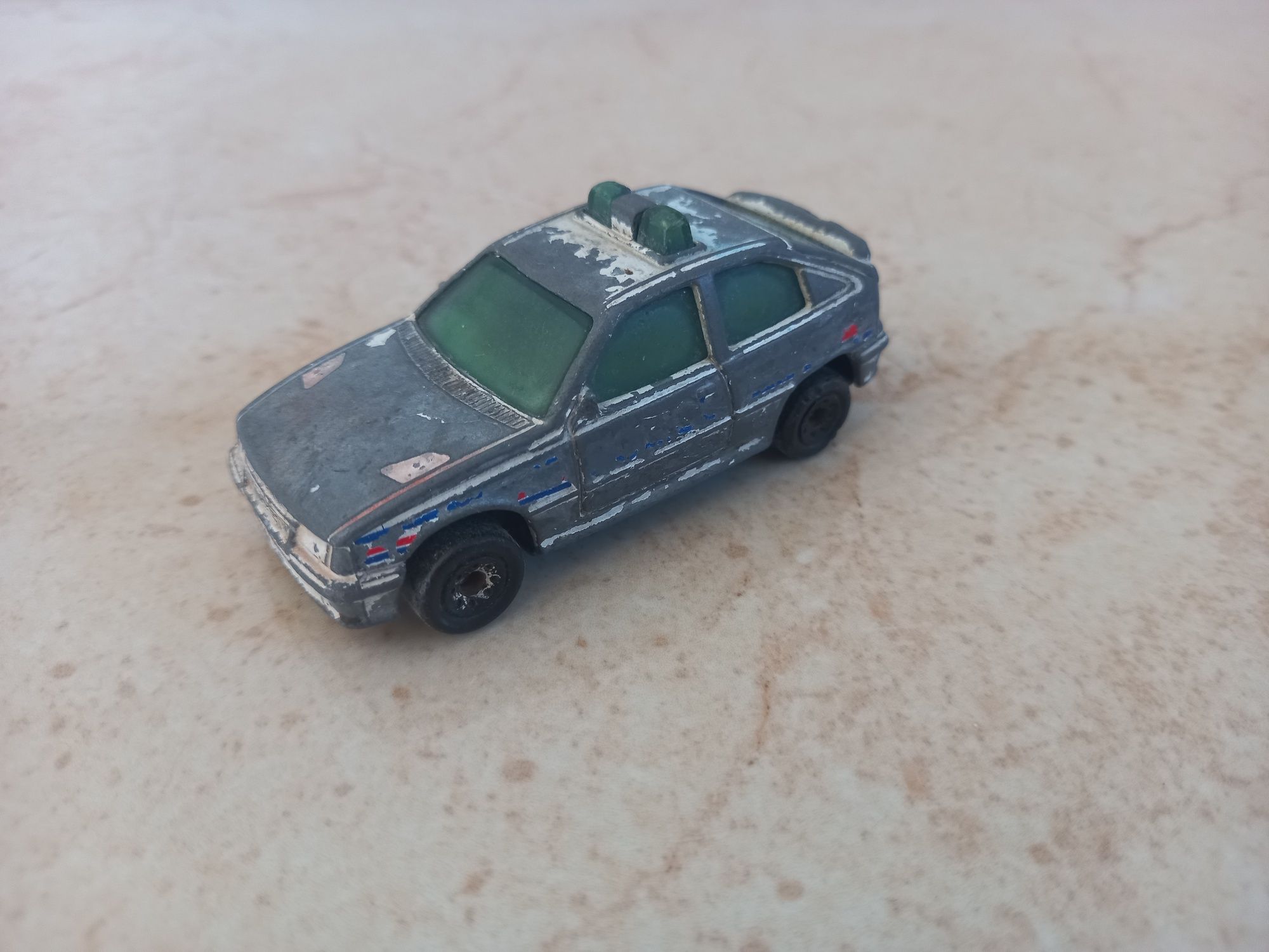 Matchbox Opel Kadet 1985 rok