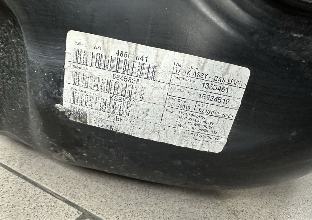 BMW X3 G01 X4 G02 бак топливний бензобак бмв х3 г01 х4 г02