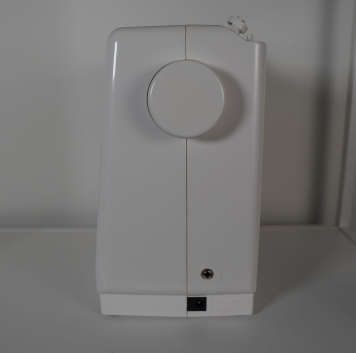 Máquina de costura mini - Janome DMX100 Petite