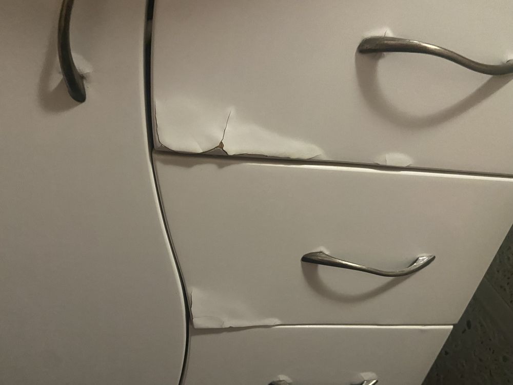 Дзеркало під умивальник з тумбою