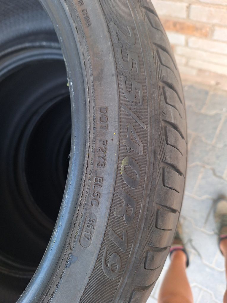 4 x Opony letnie komplet Landsail LS588 UHP 255/40 R19 100 W
LS588 UH