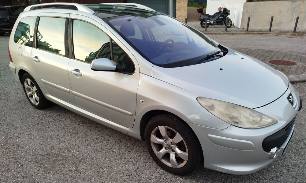 Peugeot 307 SW 1.6HDI Versão de 7LUGARES/2006/Bom estado geral