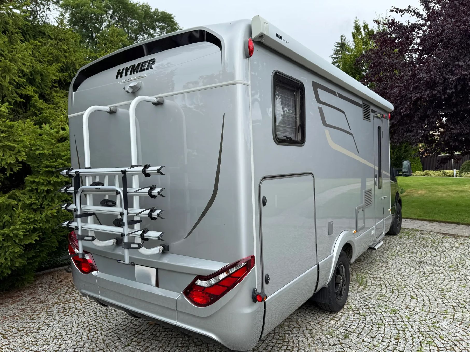 Hymer-Eriba B680  kamper półintegra Mercedes Hymer B680 bogaty idealny