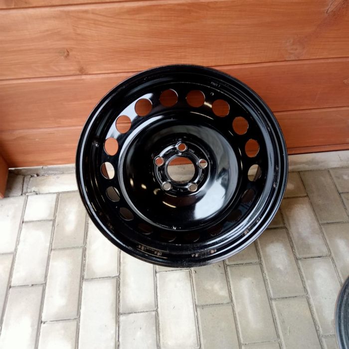 Felgi stalowe 17 z czujnikiem ciśnienia Ford Kuga Mk2