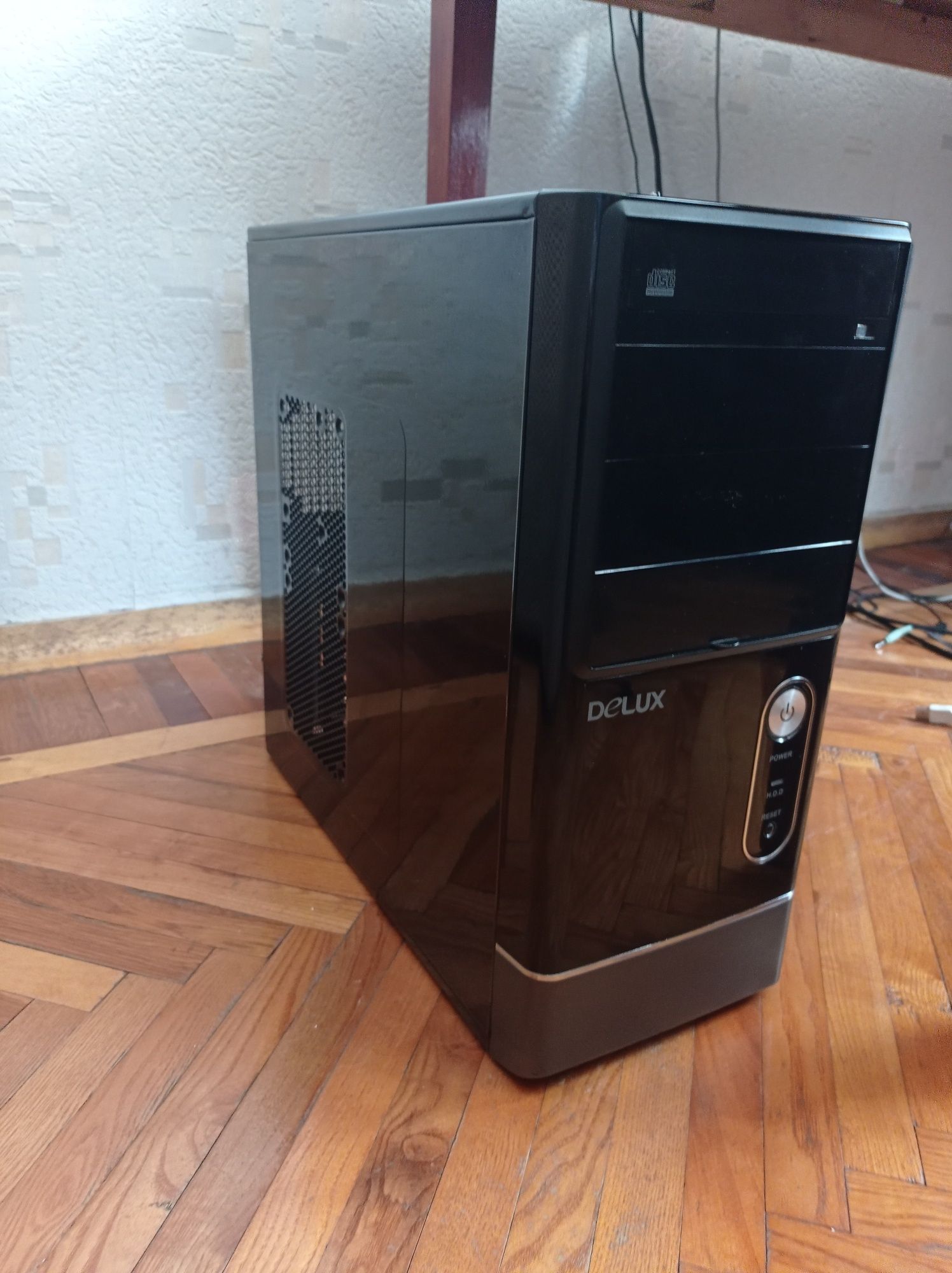 Системный блок для игр Core i5 2300 2,7GHz, 4 DDR3, 250HDD, Hd 6670 1G