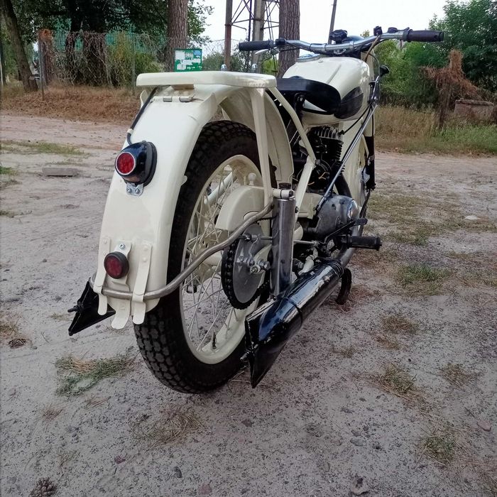 Ретро мотоцикл ИЖ-49