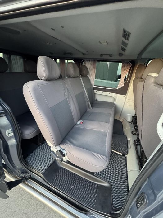 Renault trafic passenger