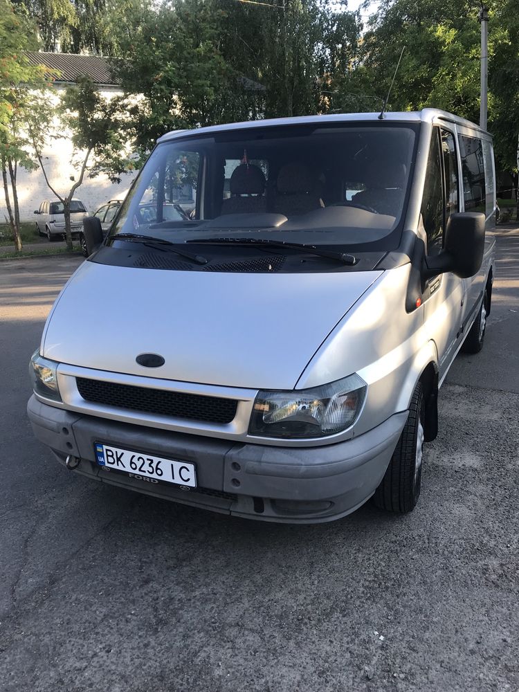 Продам автомобіль ford transit