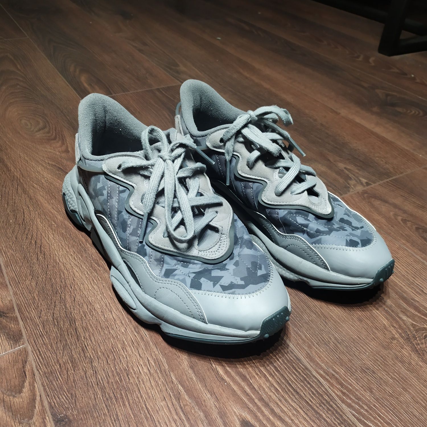 Кросівки Adidas OZWEEGO GREY GX3323 UK10 US 10.5