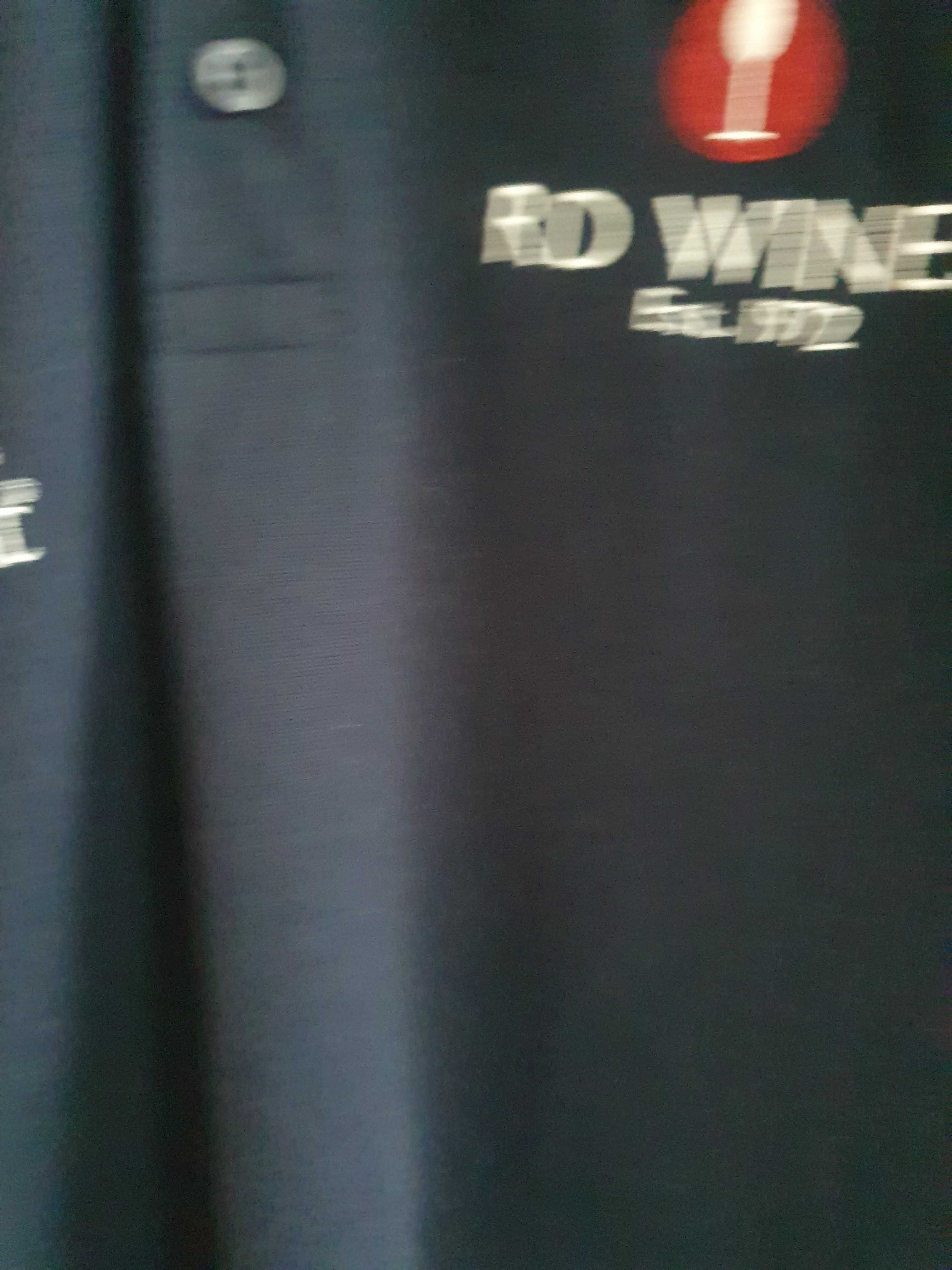 Red wines t-shert