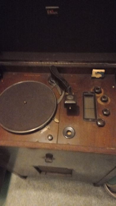 patefon Marconi z radiem