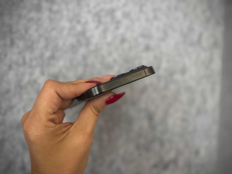 iPhone 15 Pro 256 GB Black Titanium | dowód zakupu z numerem IMEI