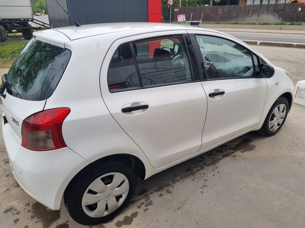 Toyota Yaris 1.0