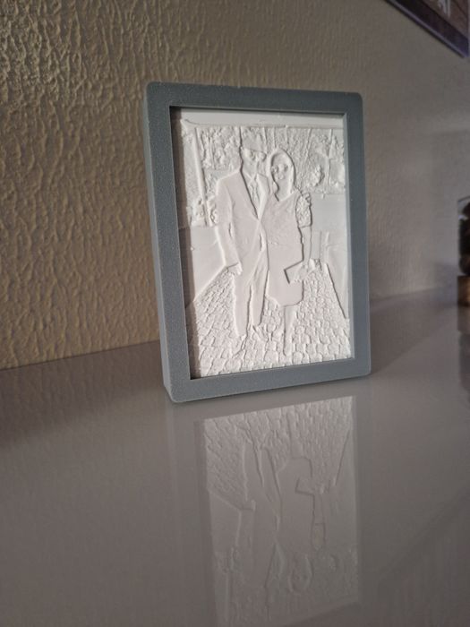 Moldura iluminada namorados ou família