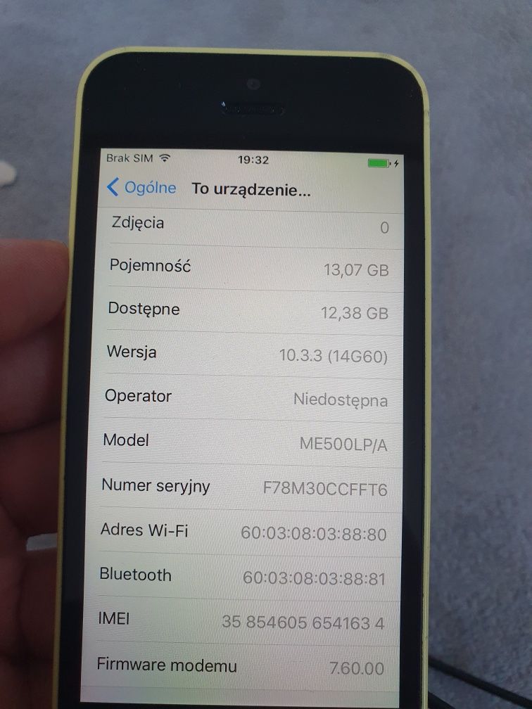Żółty iPhone 5c 16 GB