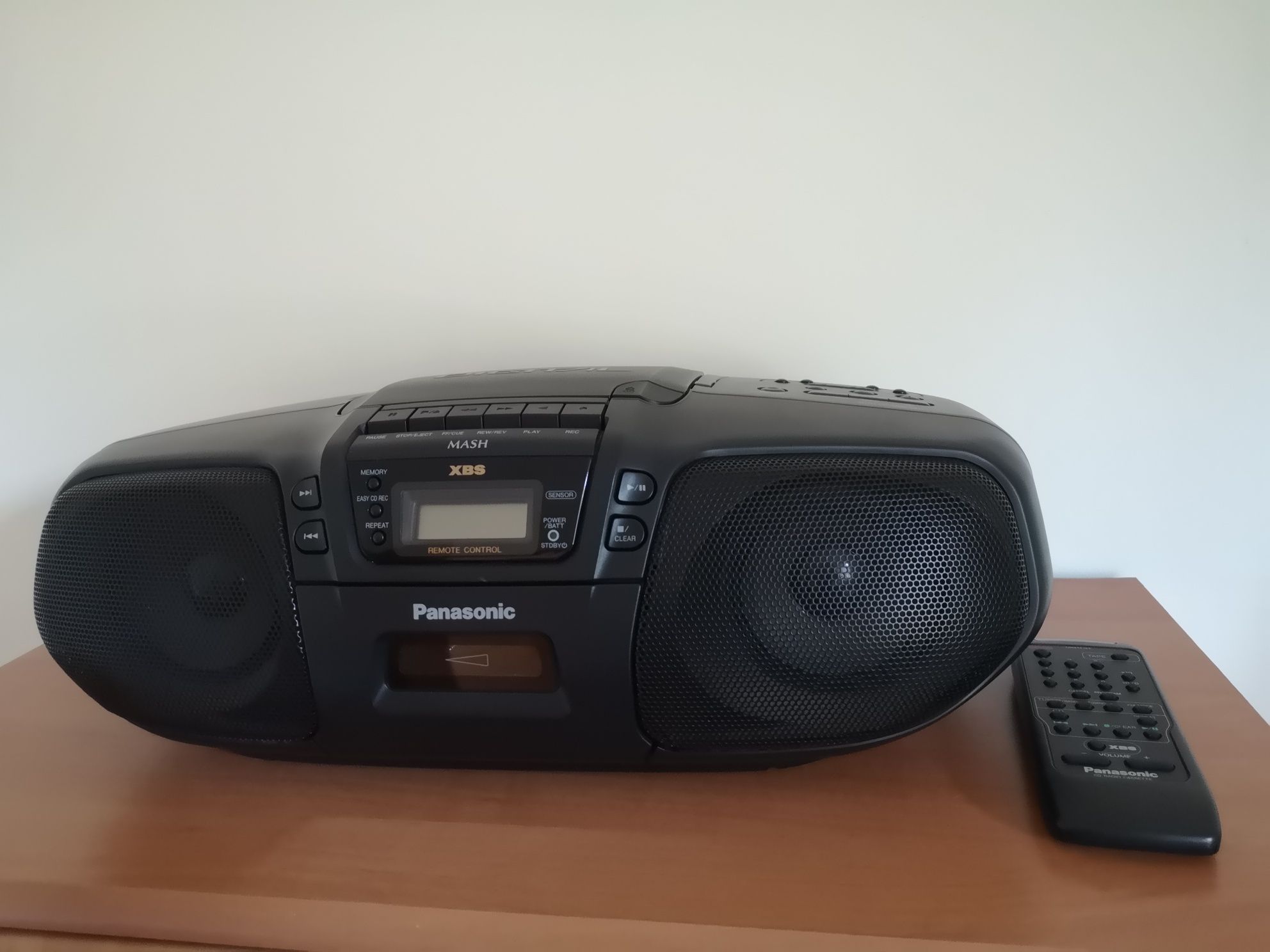 Radiomagnetofon Panasonic RX-DS25 z pilotem