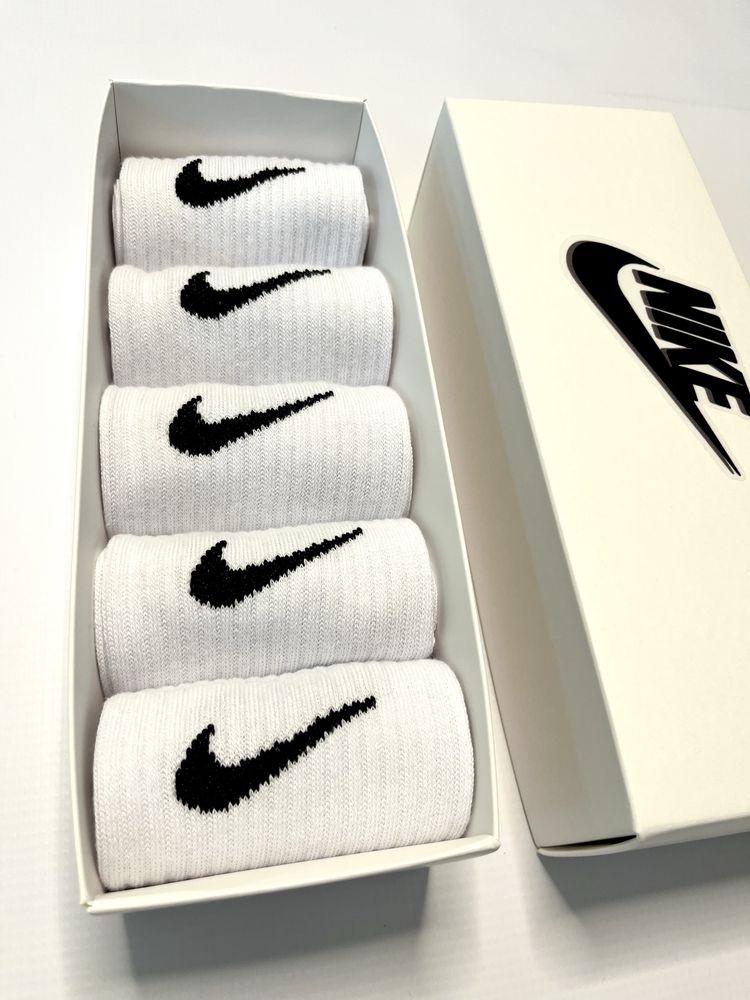 Skarpety Nike Dri-fit długie białe