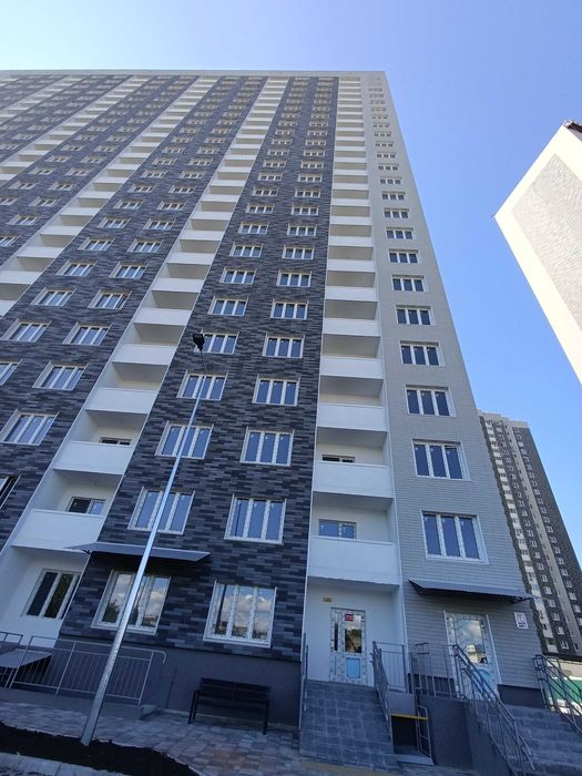 69 м2 — фасадне приміщення перша лінія Кульженків Коноплянська Оболонь