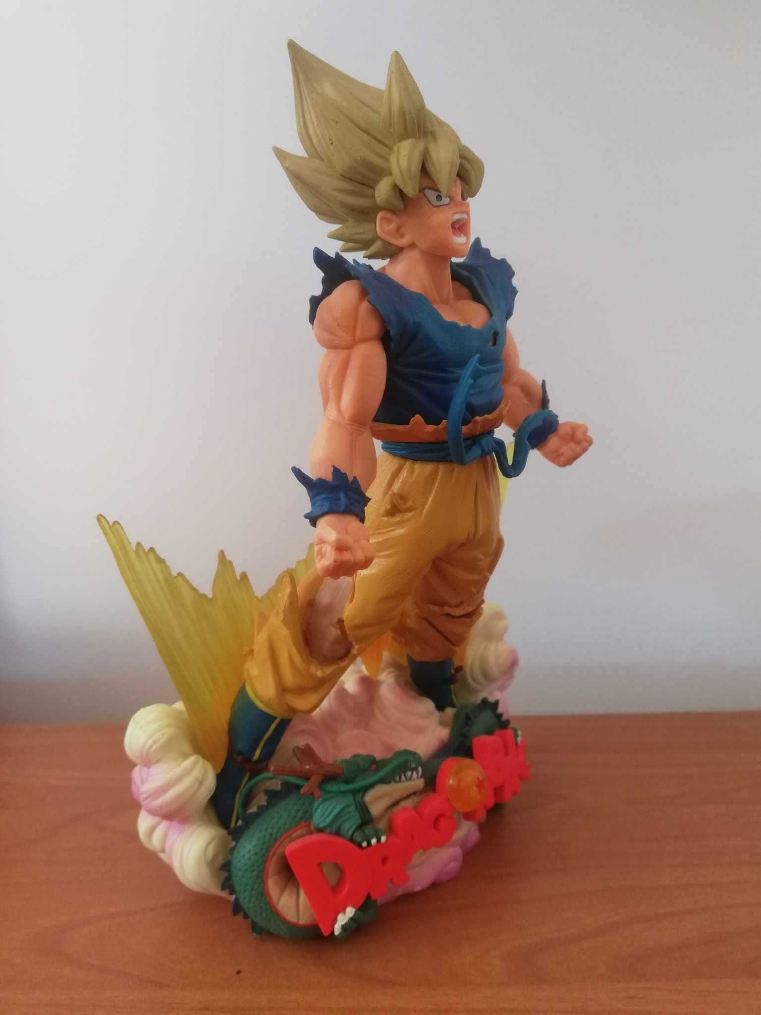 Sprzedam figurkę Goku z serii Dragon Ball