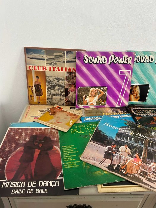 Discos e CDs antigos