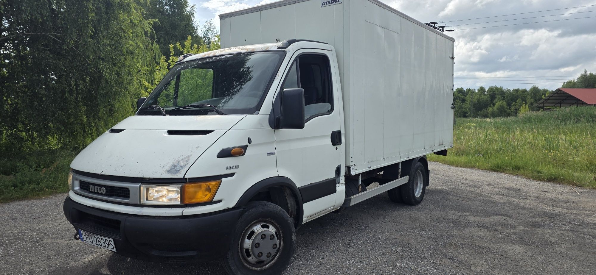 Iveco Daily 2.8  kontyner ,kiper  laweta Hak 3.5t