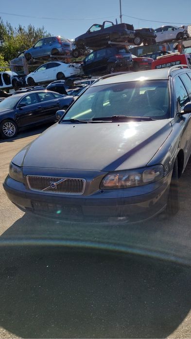 Volvo v70 2.4 diesel na części