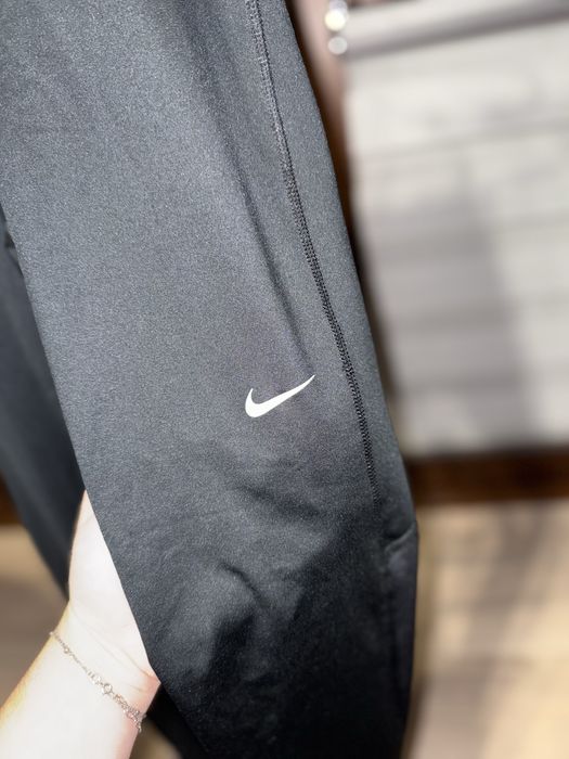 Лосіни Nike