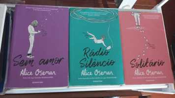 Livros Alice Oseman para venda ou TROCA PELA VERSÃO EM INGLÊS