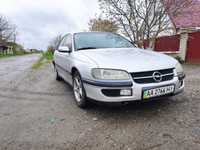 Opel omega b 2.5 автомат , газ бензин