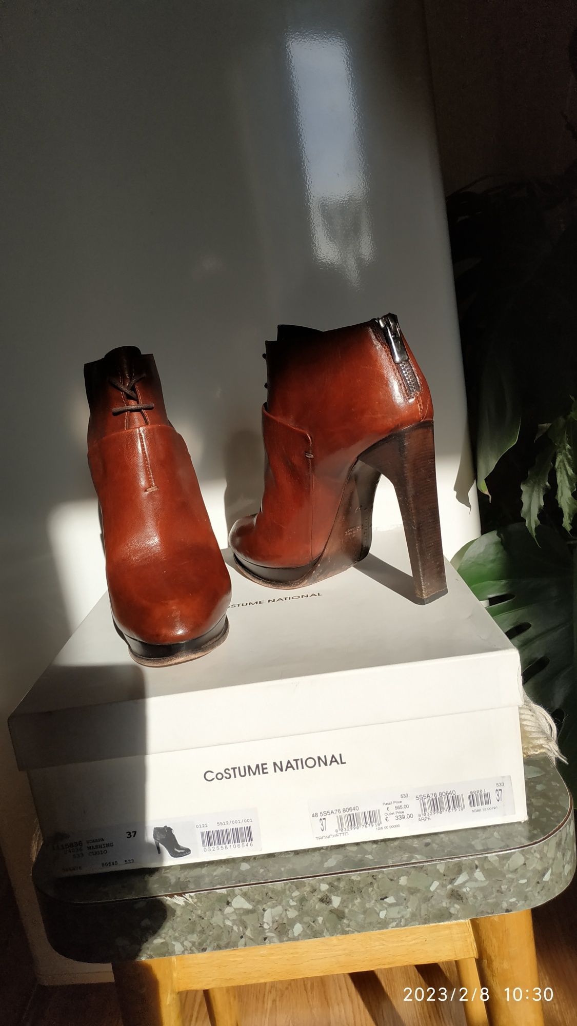 Продам женскую обувь CoStume National