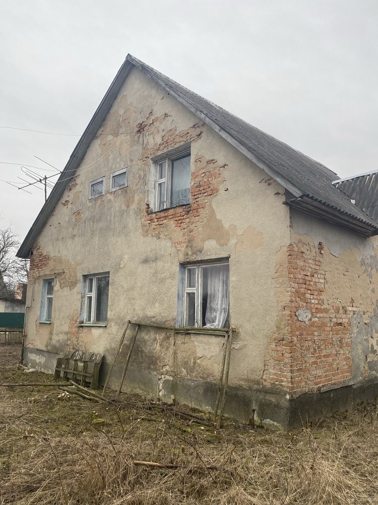 Продається будинок в селі Приворіття. Власник.