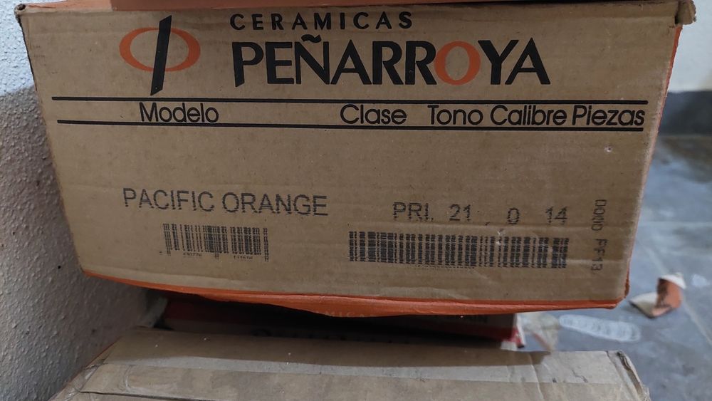 Azulejos Penarroya Pacific Orange – 2 caixas + 5 peças (380×250 mm)