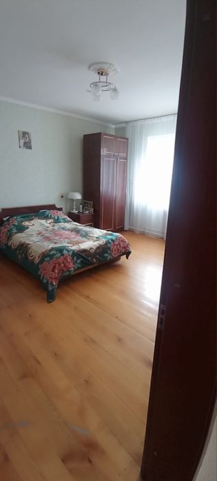 Окремий будинок, Крошня (рн Золоте Руно),