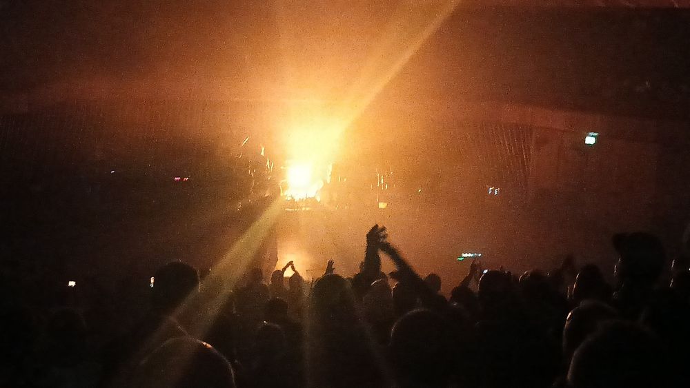 Zespół Rockowy szuka Basisty