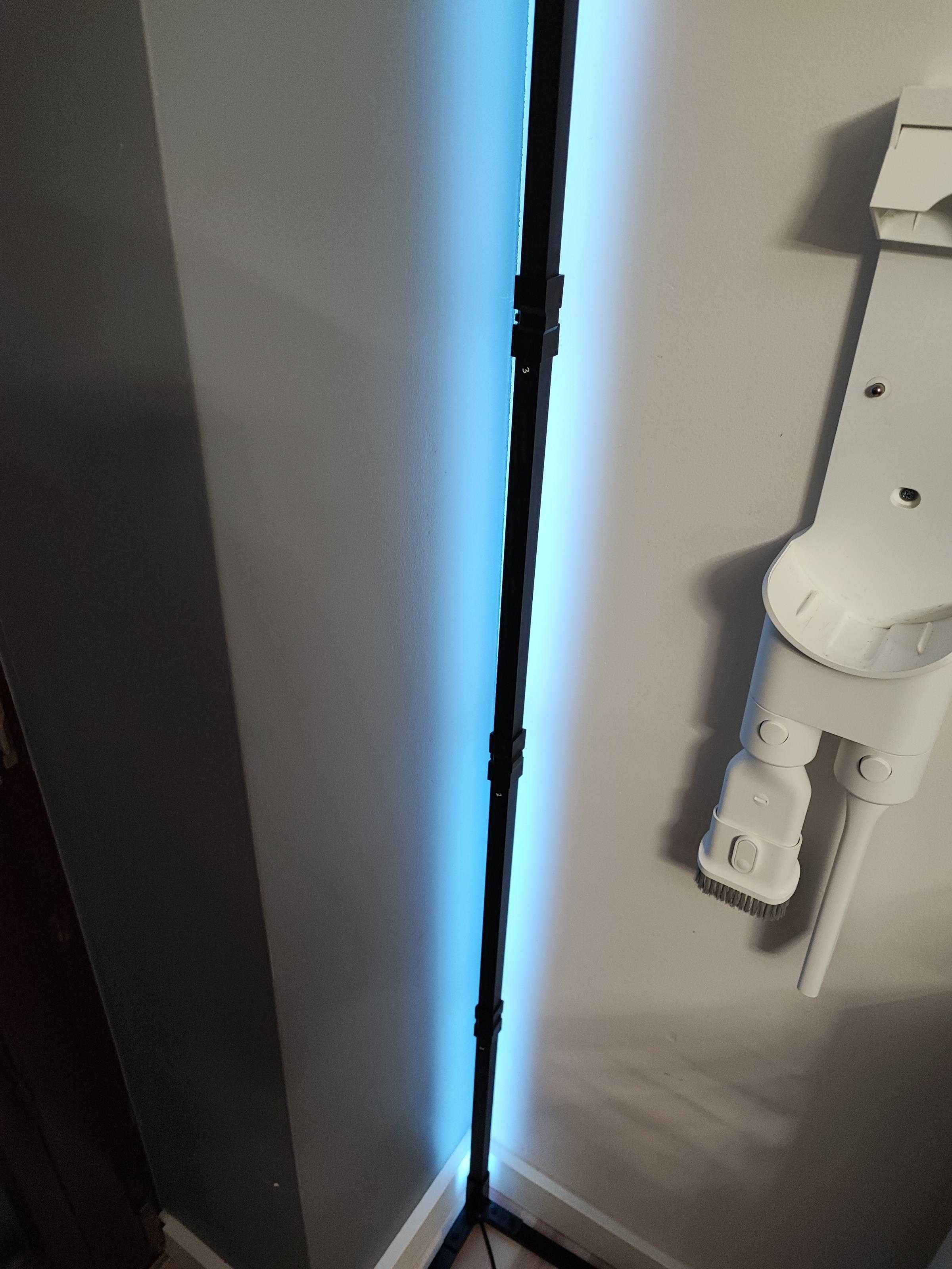 Lampa narożna LED RGB 180cm sterowanie WiFi + pilot jak nowa Tuya