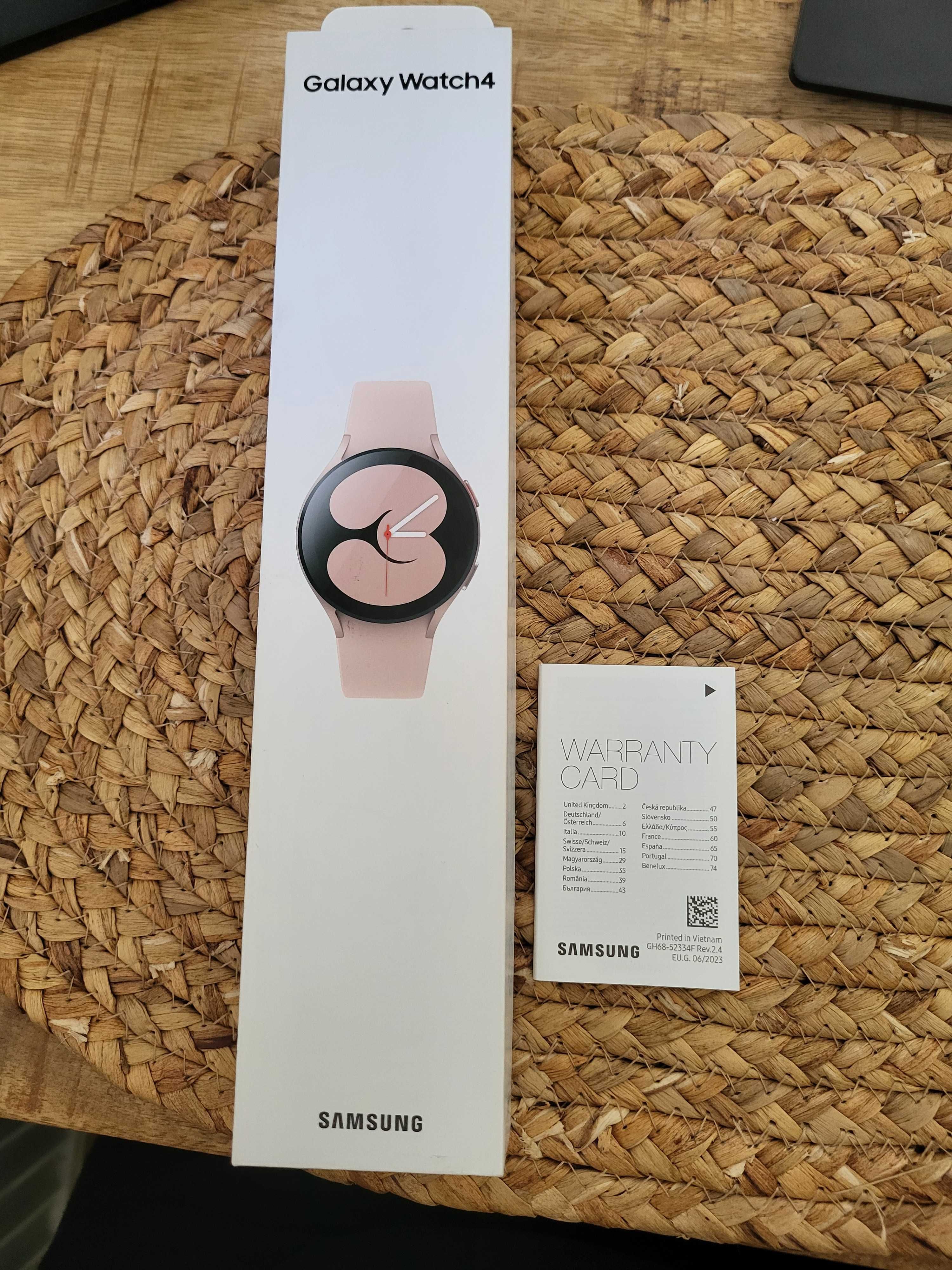 Smartwatch SAMSUNG Galaxy Watch 4. Różowo-złoty. Stan bardzo dobry.
